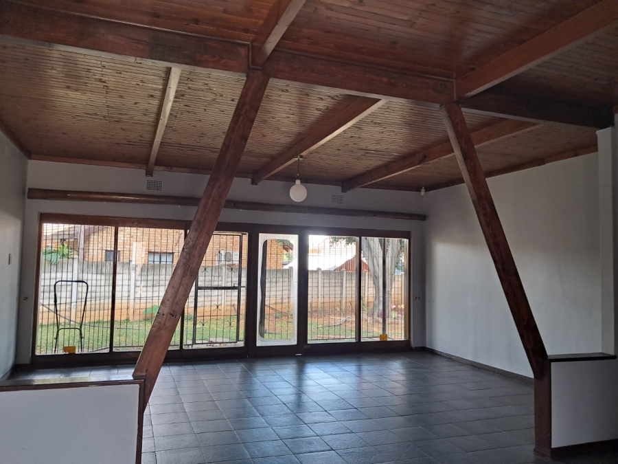 4 Bedroom Property for Sale in Bodorp North West